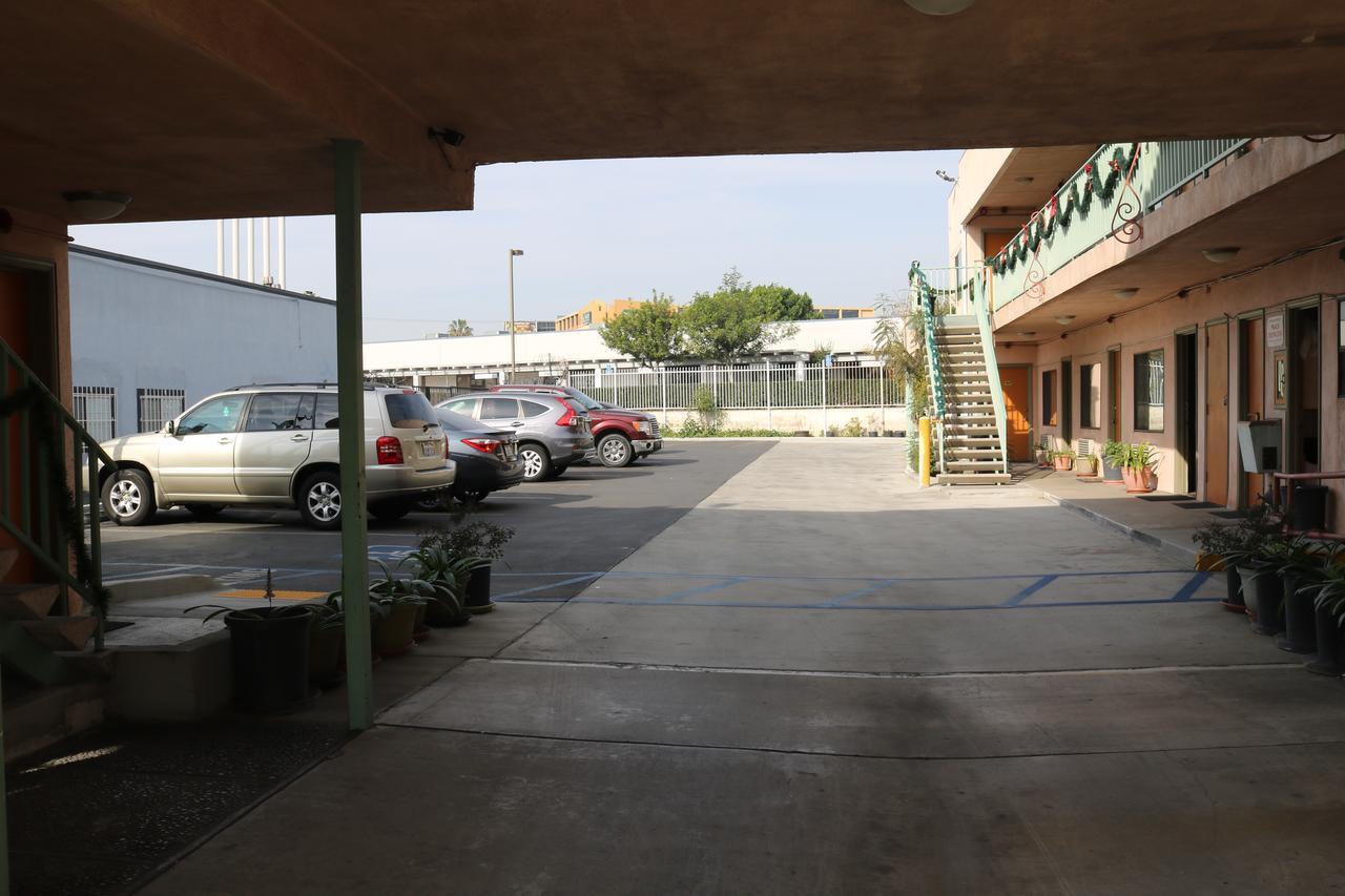 Four Corners Motel Pico Rivera Exterior photo